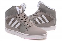 adidas sneakers beige